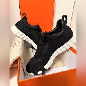 Hermès Bouncing Sneakers – Black Mesh/Suede | Men 39 (Fits Women 40)